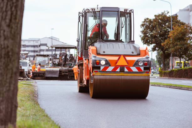 Best Asphalt Driveway Installation  in Munford, AL